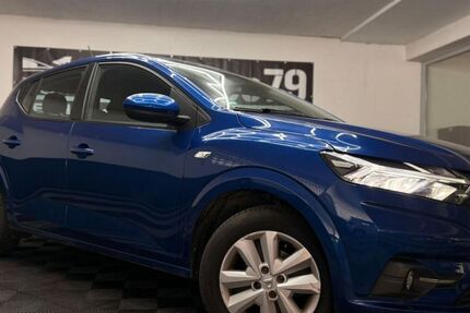 Dacia Sandero 27.937 km 11.680 &euro; Wutöschingen-Degernau 79793