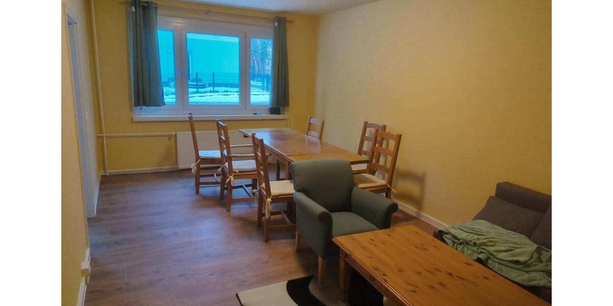 Etagenwohnung Rostock Groß-Klein - 5 Zimmer, 88 m&sup2;, 1.050&euro; | Angebot:26314274