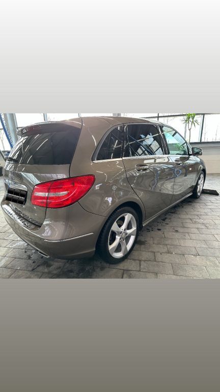 Mercedes-Benz B 200 105.046 km 12.300 € Thalmassing 93107