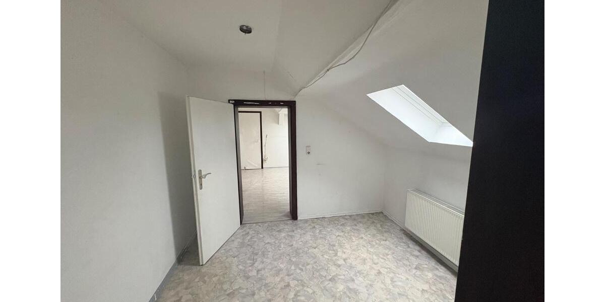Dachgeschoßwohnung Petershagen - 2 Zimmer, 90 m&sup2;, 500&euro; | Angebot:26110137