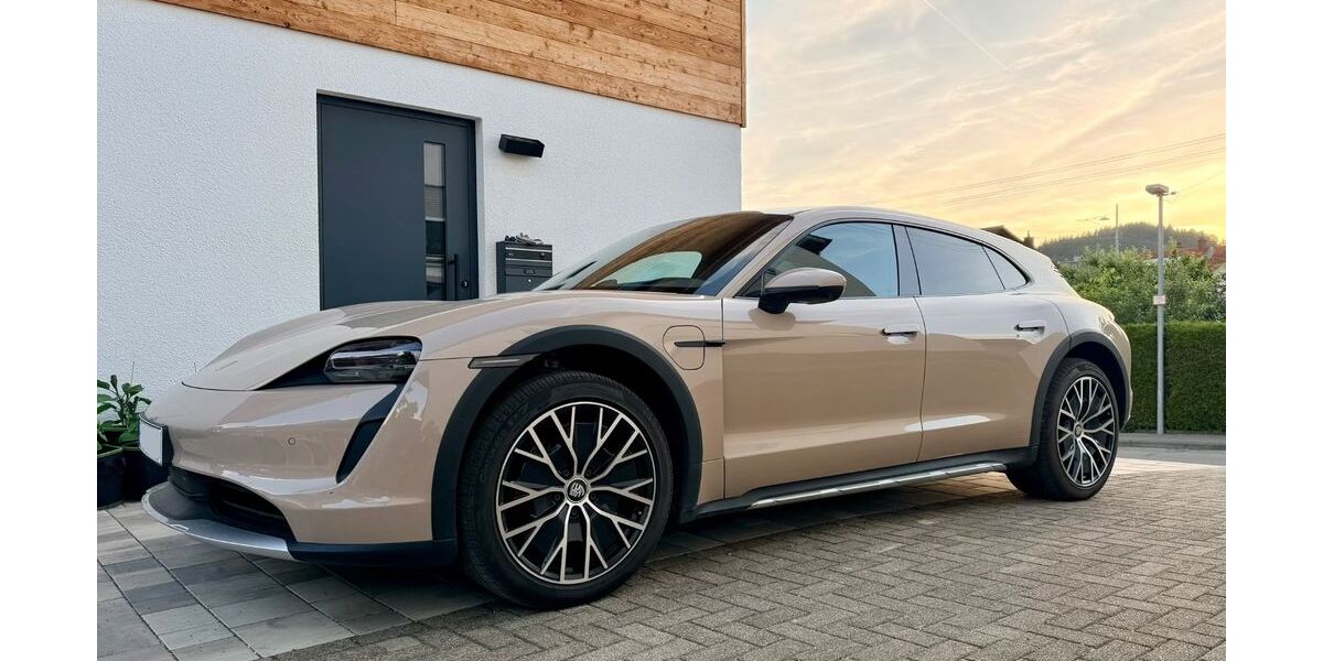 Porsche Taycan 26.000 km 79.500 &euro; Donzdorf 73072