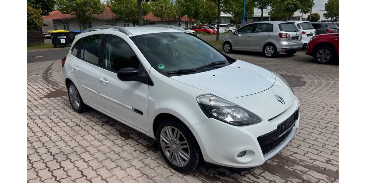 Renault Clio 150.000 km 3.999 &euro; Gotha 99867