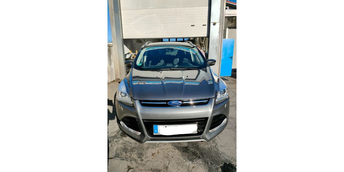 Ford Kuga 182.000 km 9.200 &euro; Dettenschwang 86911