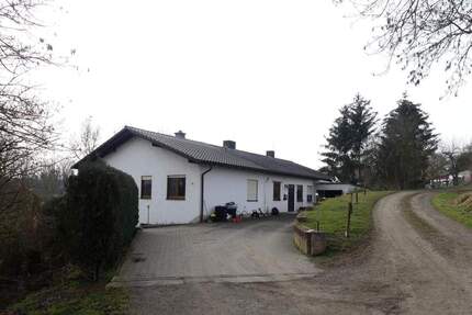 Wohnung Schrecksbach Röllshausen - 7 Zimmer, 189 m&sup2;, 70.000&euro; | Angebot:25050940