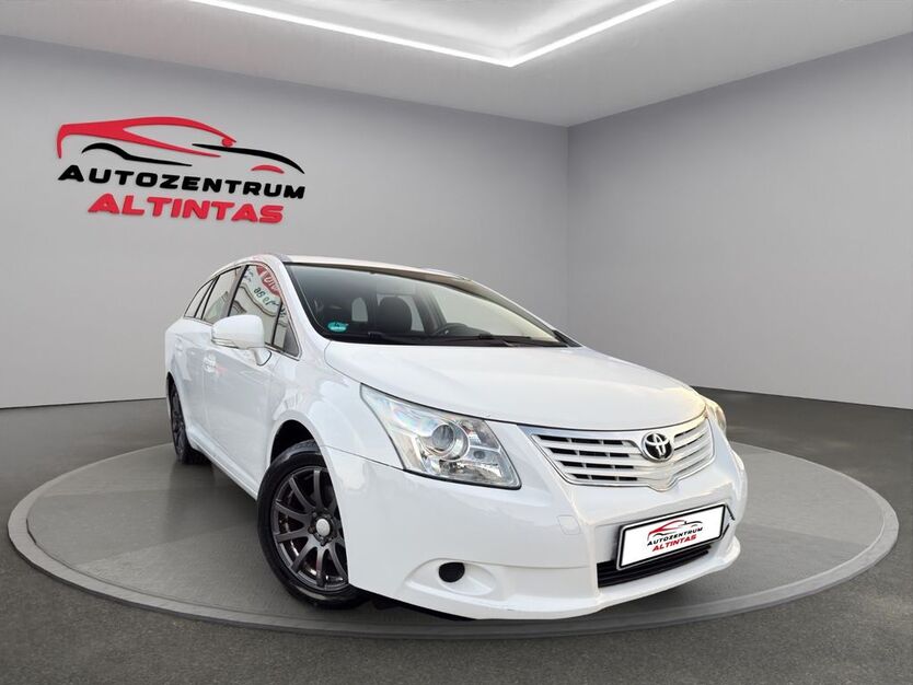 Toyota Avensis 226.000 km 4.970 € Holzgerlingen 71088