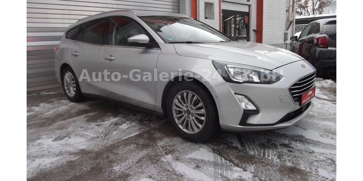 Ford Focus 179.000 km 9.499 &euro; Berlin 12277