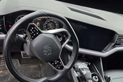 VW Touareg 80.000 km 45.900 &euro; Aham 84168