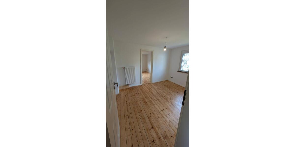 Einfamilienhaus Schleiden - 6 Zimmer, 180 m&sup2;, 1.600&euro; | Angebot:26135305