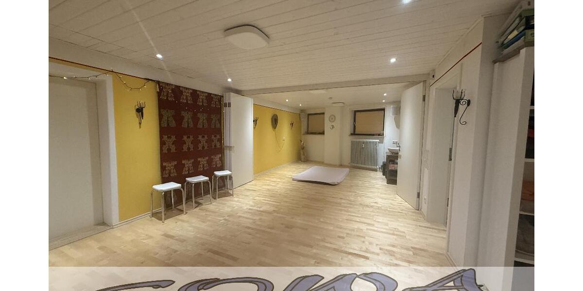 Schöne Gewerbeeinheit in der Stadtmitte in Neuburg! Ideal als Praxis oder Büro geeignet! - Ein Objekt von Ihrem Immobilienpartner SOWA Immobilien und Finanzen - Gewerbeobjekt Neuburg | Angebot:27143412