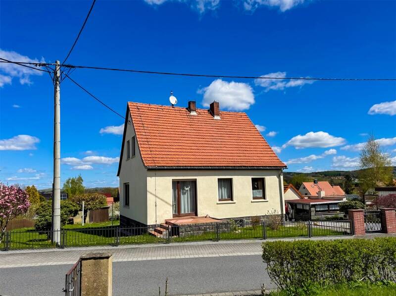 Einfamilienhaus Neustadt - 4 Zimmer, 97 m&sup2;, 180.000&euro; | Angebot:26499004
