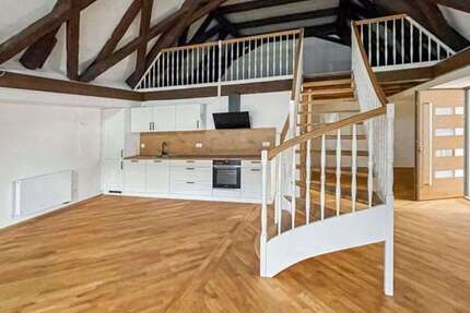 Wohnung zum Mieten in Vilshofen 1.100 € 145.5 m² 2 zimmer