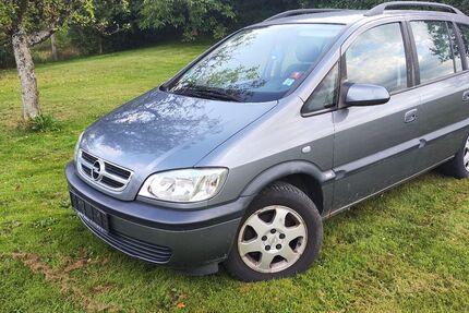 Opel Zafira 211.000 km 800 &euro; Hohenfels 78355