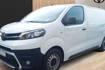 Toyota Proace (Verso) 101.001 km 16.990 &euro; Frankfurt(Oder) 15236