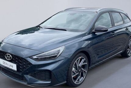 Hyundai i30 2.000 km 26.990 &euro; Zeitz 06712