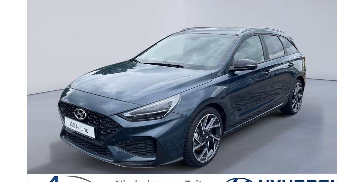 Hyundai i30 2.000 km 26.990 &euro; Zeitz 06712