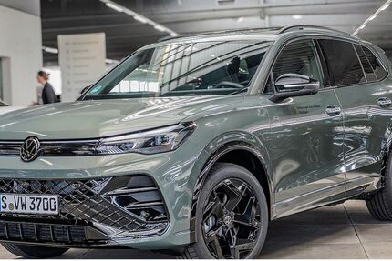 VW Tiguan 10.563 km 48.990 € Stuttgart-Feuerbach 70469