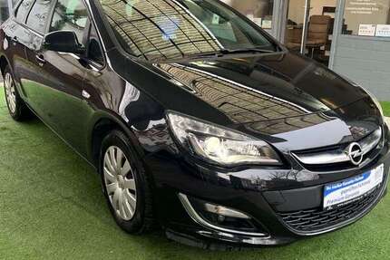 Opel Astra 98.483 km 8.999 &euro; Frankfurt Main 60386