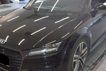 Audi TT 138.084 km 22.820 &euro; Halle (Saale) 06110