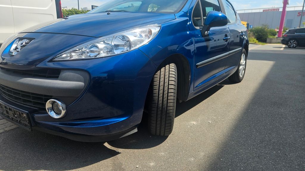 Peugeot 207 145.000 km 2.800 &euro; Langen 63225