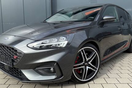 Ford Focus 78.500 km 21.490 &euro; Ruderting 94161