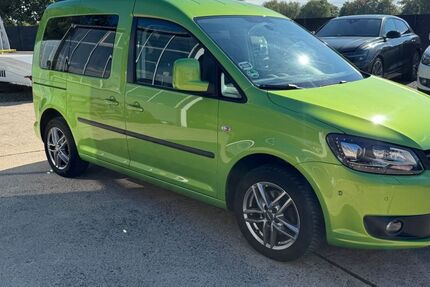 VW Caddy 117.082 km 13.500 &euro; Hannover 30629
