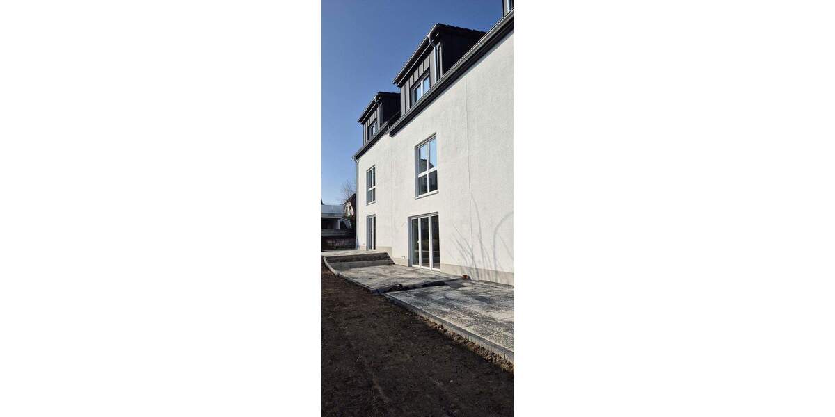 Reihenmittelhaus Fuldatal Ihringshausen - 6 Zimmer, 140 m&sup2;, 1.690&euro; | Angebot:25278983