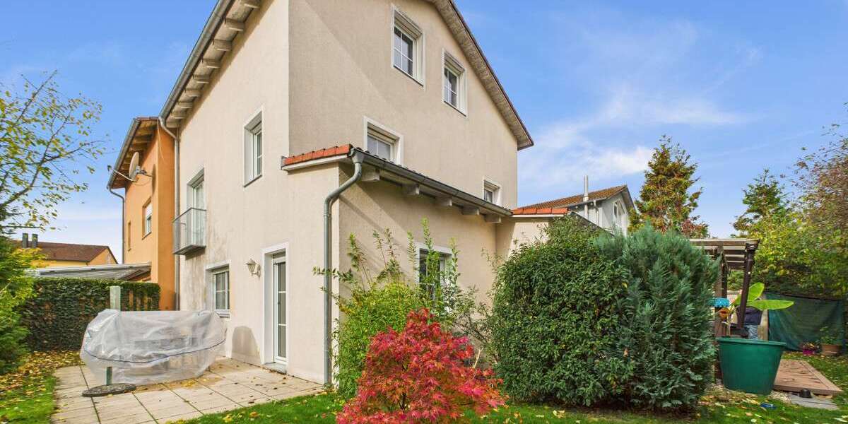 Einfamilienhaus Neutraubling - 6 Zimmer, 150 m&sup2;, 650.000&euro; | Angebot:23492774