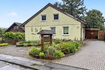 Haus Schulenberg / Clausthal-Zellerfeld Zellerfeld - 9 Zimmer, 235 m&sup2;, 199.000&euro; | Angebot:26971341