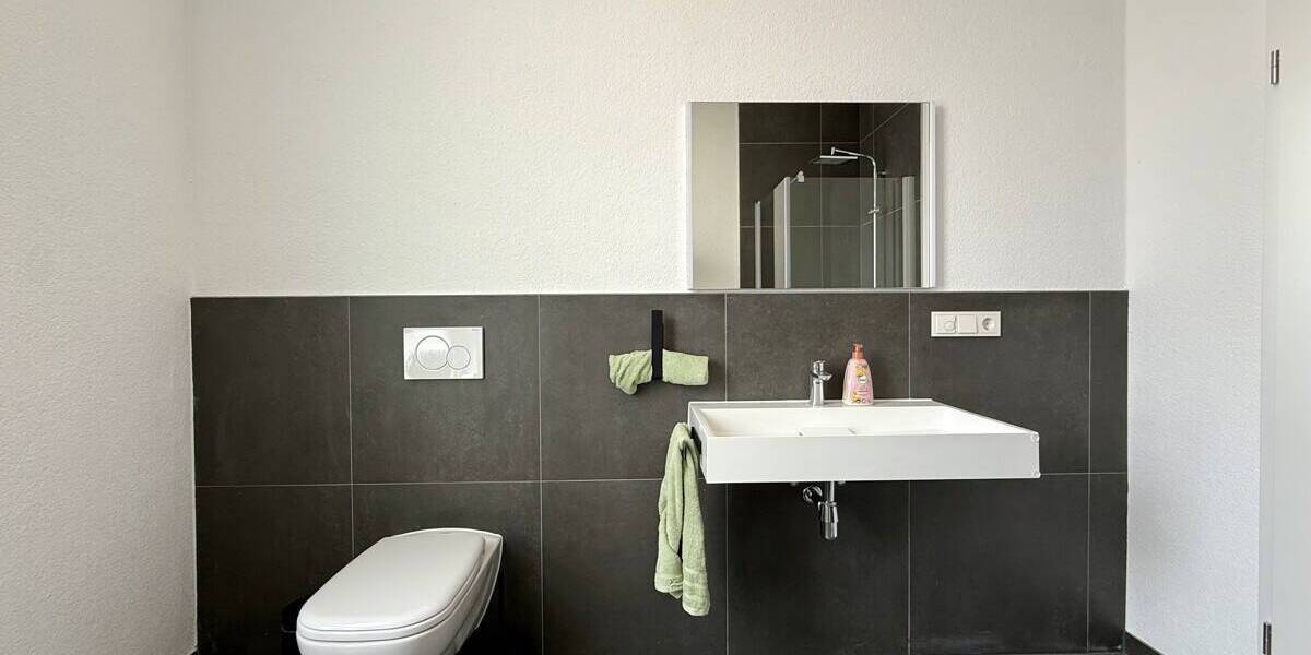 Etagenwohnung Riegelsberg - 3 Zimmer, 101 m&sup2;, 1.100&euro; | Angebot:26358488