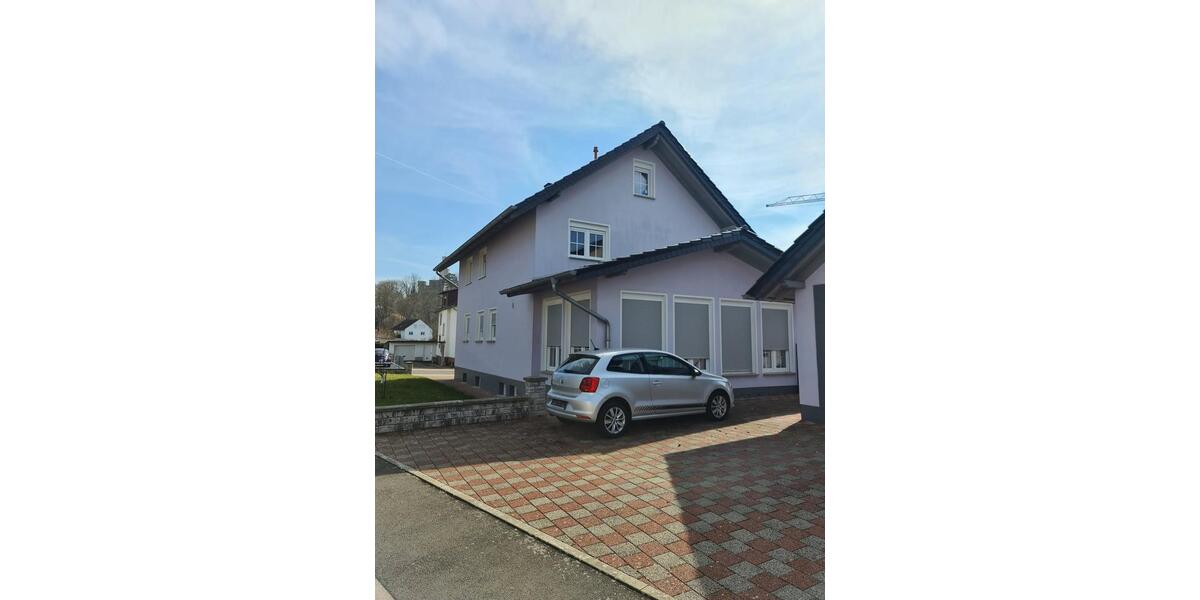 Einfamilienhaus Felsberg - 10 Zimmer, 381 m&sup2;, 750.000&euro; | Angebot:26626231