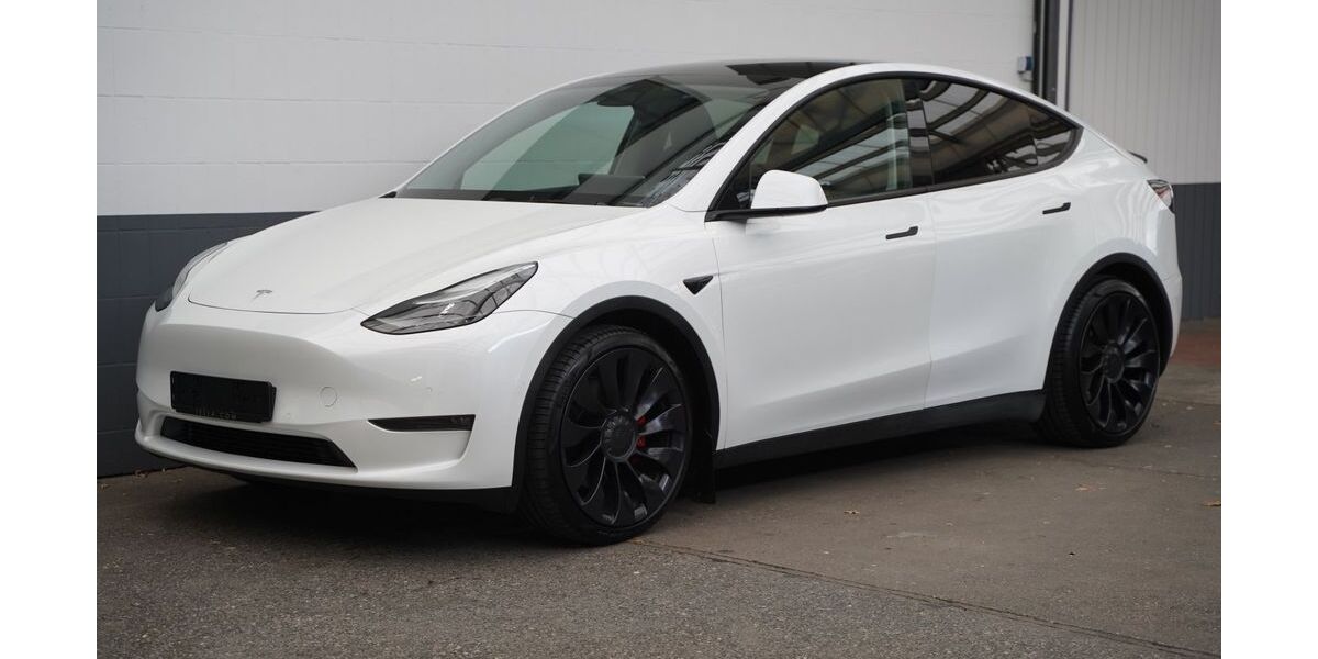 Tesla Model Y 22.353 km 38.550 &euro; Mönchengladbach 41236