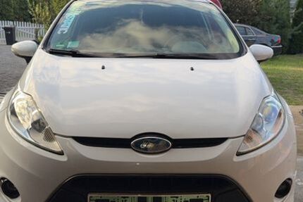 Ford Fiesta 201.630 km 1.700 &euro; Bernau 16321