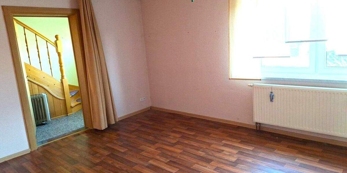 Reihenmittelhaus Forst (Lausitz) Forst-Stadt - 4 Zimmer, 110 m&sup2;, 145.000&euro; | Angebot:24726263