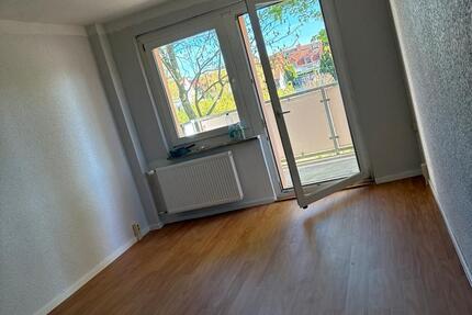 Wohnung Wurzen - 3 Zimmer, 60 m&sup2;, 480&euro; | Angebot:26394891