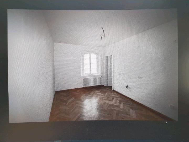 Etagenwohnung Memmingen - 4.5 Zimmer, 122 m&sup2;, 900&euro; | Angebot:26375373