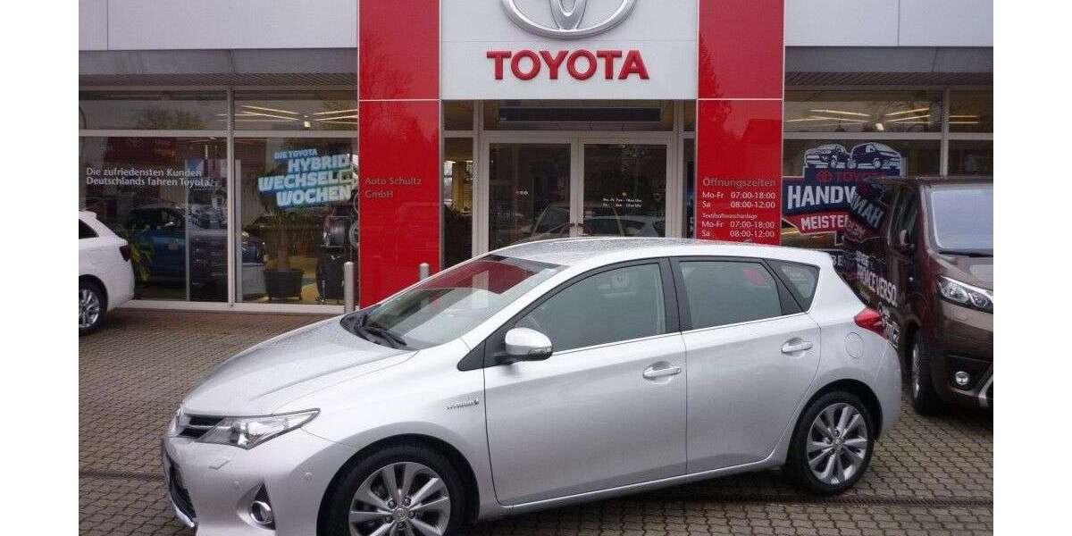Toyota Auris 149.998 km 9.870 &euro; Ruhland 01945