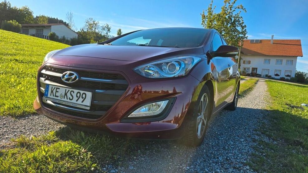 i30