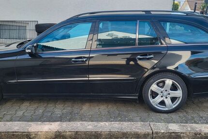 Mercedes-Benz E 500 304.000 km 6.100 &euro; Wiesenthau 91369