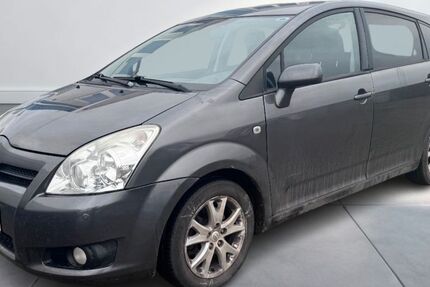 Toyota Corolla Verso 304.291 km 2.999 &euro; Frankenberg 35066