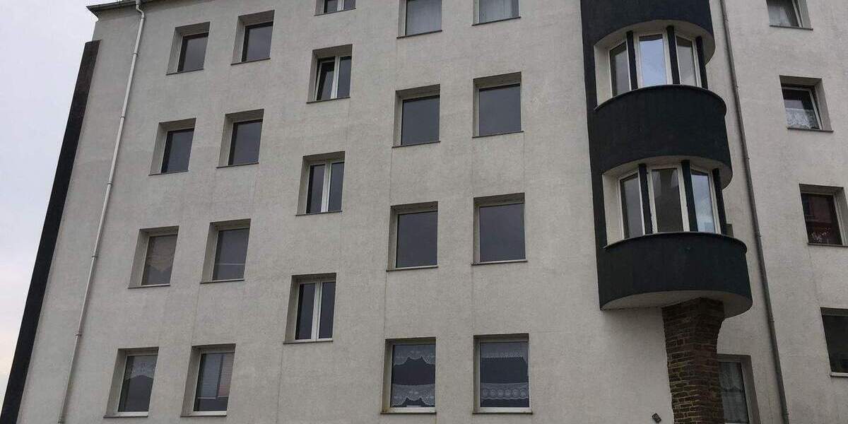 Etagenwohnung Plauen Stadtmitte - 3 Zimmer, 68 m&sup2;, 375&euro; | Angebot:26908740