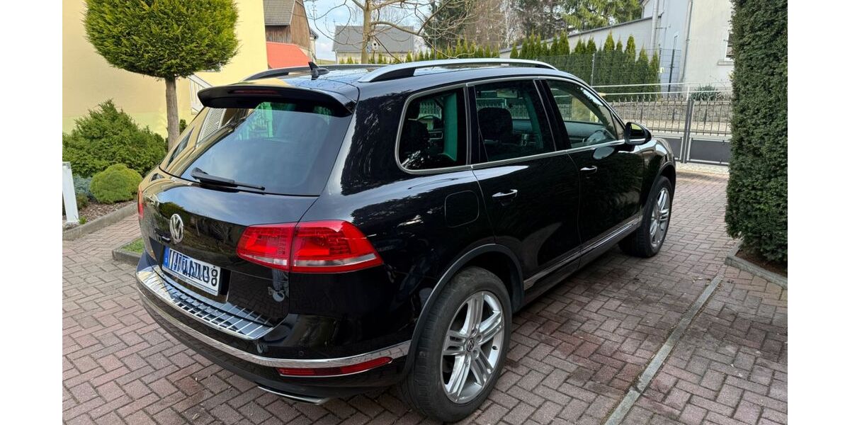 VW Touareg 214.000 km 14.580 &euro; Wachau 01454