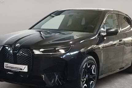 BMW iX 38.860 km 59.900 &euro; Berlin 12683