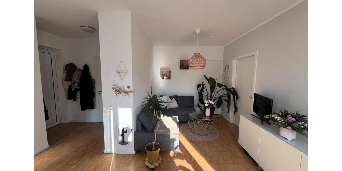 Dachgeschoßwohnung Potsdam Potsdam West - 2 Zimmer, 52 m&sup2;, 1.400&euro; | Angebot:25990150