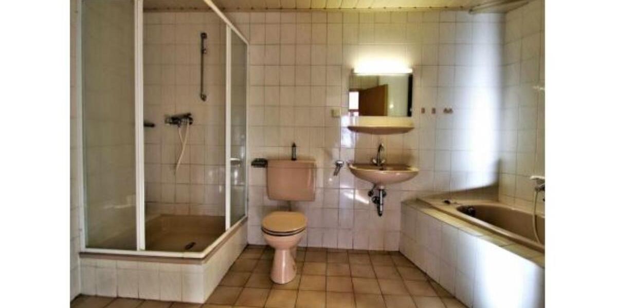 Mehrfamilienhaus, Wohnhaus Mandelbachtal - 6 Zimmer, 180 m&sup2;, 349.000&euro; | Angebot:20821772
