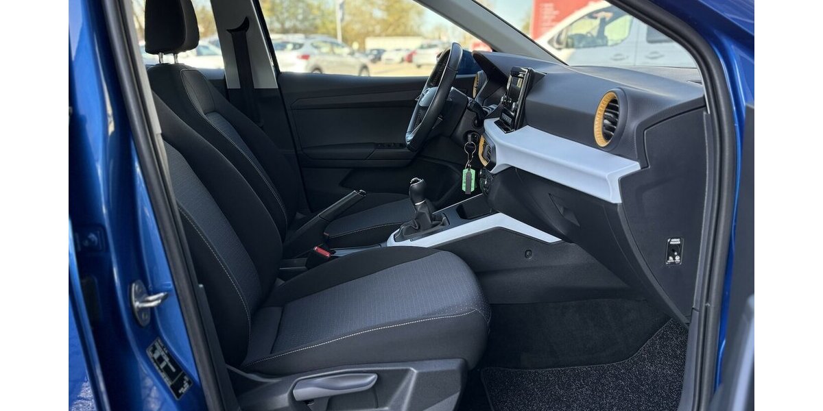 Seat Arona 1.0 TSI Style PDC/CARPLAY/KLIMAx2/ACC/DAB 28.461 km 16.900 &euro; Villingen-Schwenningen 78054