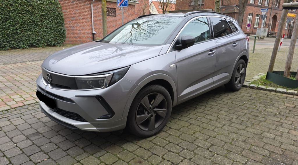 Opel Grandland (X) 18.681 km 23.400 € Lippetal 59510