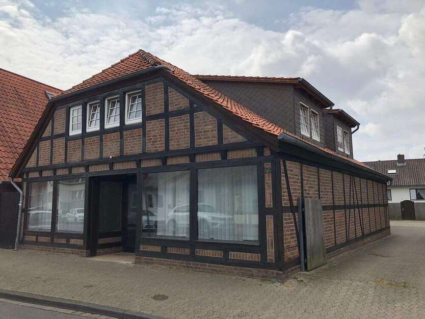 Einzelhandel in Gifhorn 750 € 115 m²