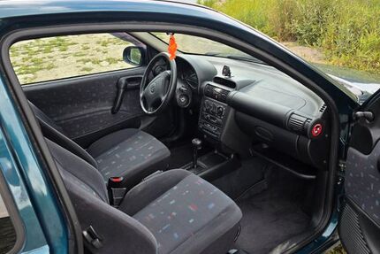 Opel Corsa 88.900 km 2.999 &euro; Osterhofen 94486