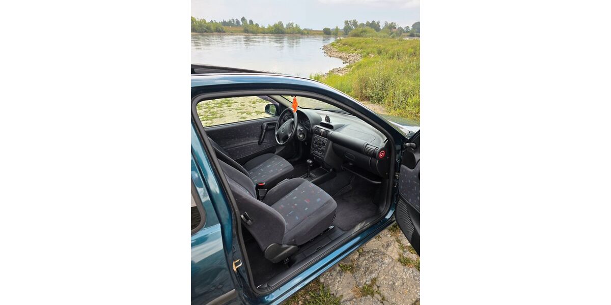Opel Corsa 88.900 km 2.999 &euro; Osterhofen 94486