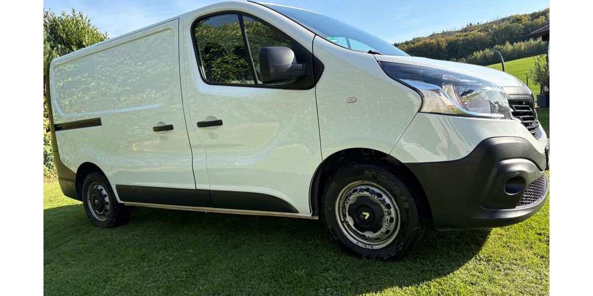 Renault Trafic 123.000 km 12.400 &euro; Much 53804